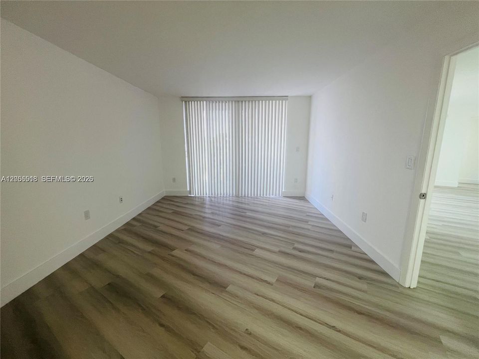 В аренду: $2,500 (2 спален, 2 ванн, 1257 Квадратных фут)