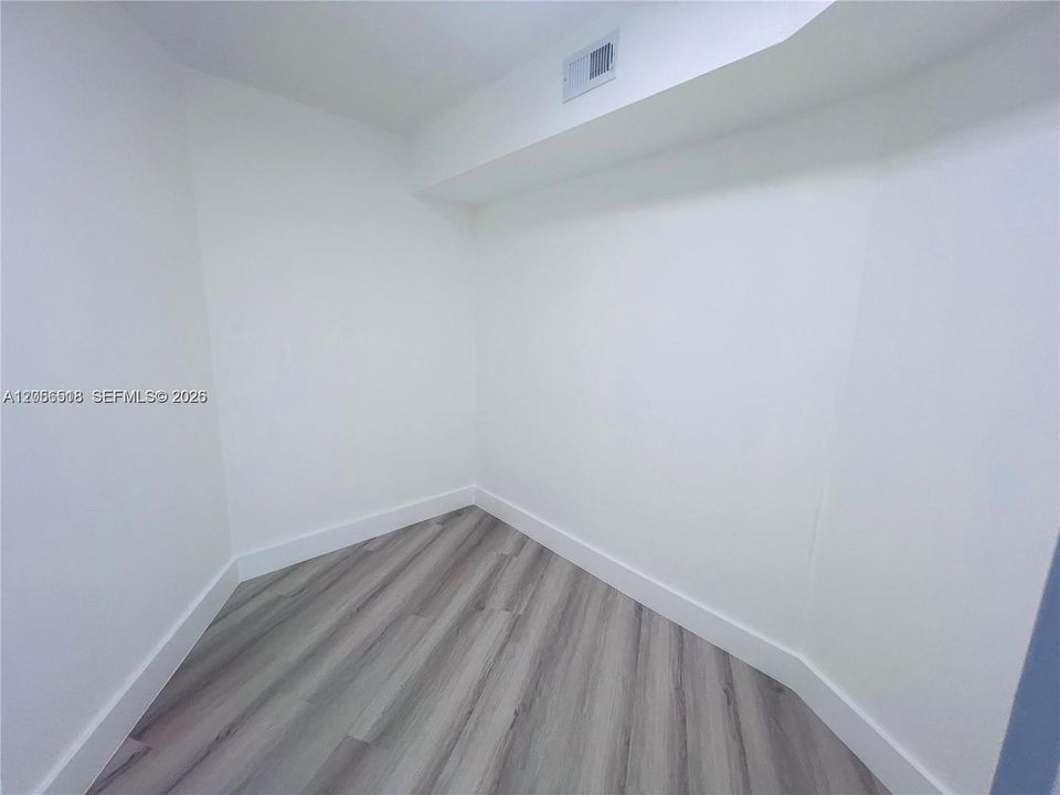 В аренду: $2,500 (2 спален, 2 ванн, 1257 Квадратных фут)
