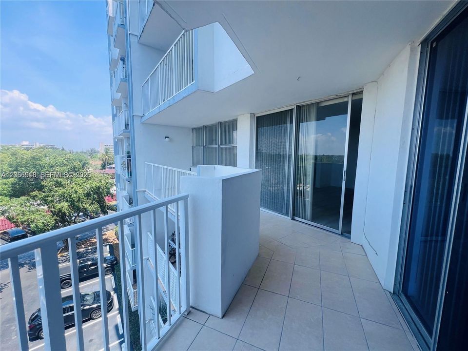 В аренду: $2,500 (2 спален, 2 ванн, 1257 Квадратных фут)