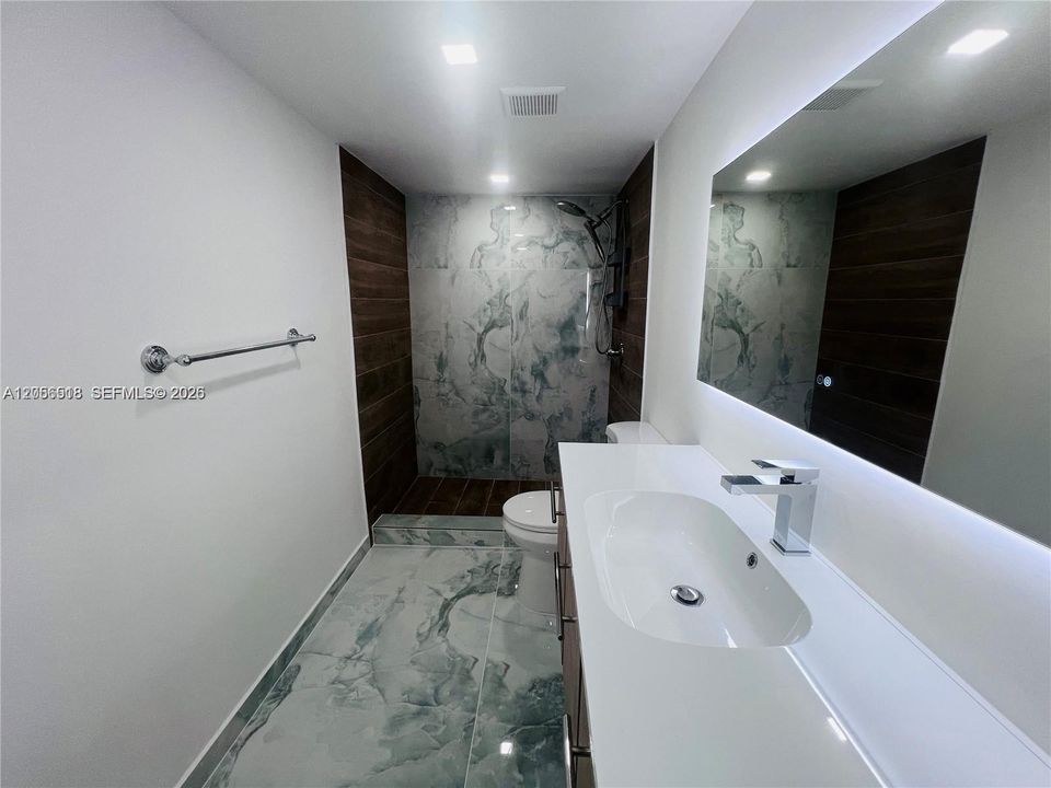 В аренду: $2,500 (2 спален, 2 ванн, 1257 Квадратных фут)