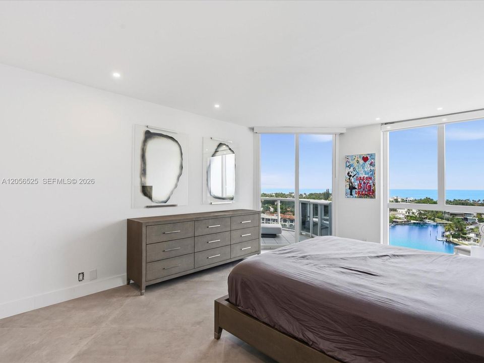 For Rent: $8,700 (2 beds, 2 baths, 2370 Square Feet)