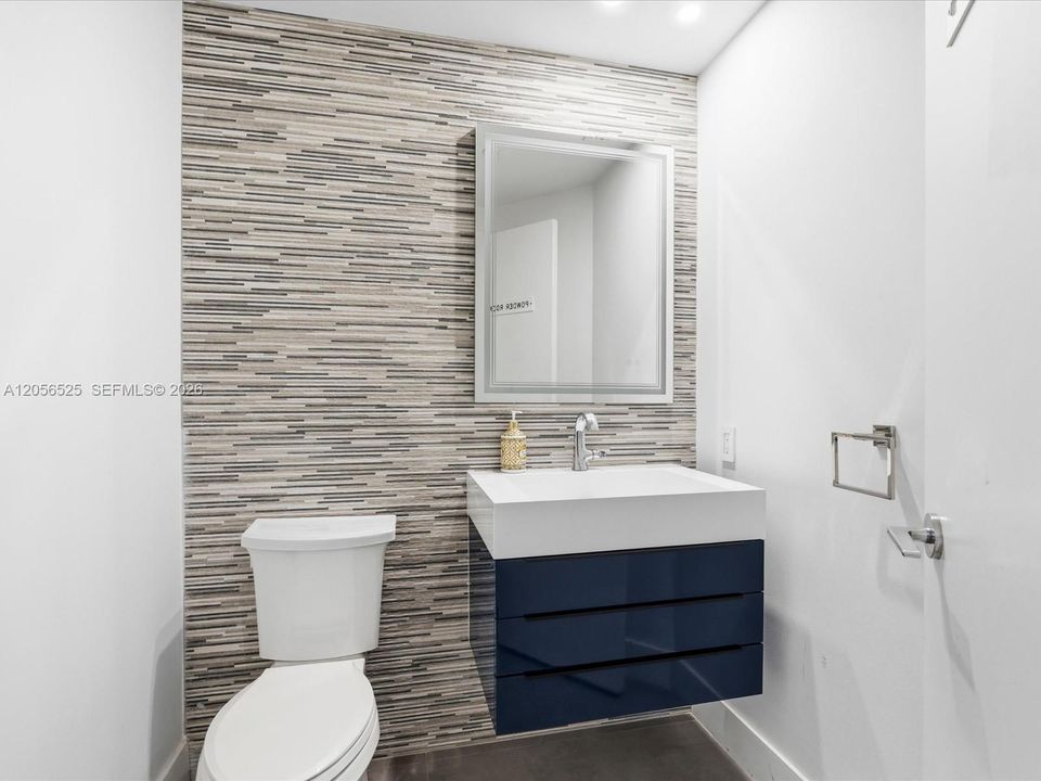 For Rent: $8,700 (2 beds, 2 baths, 2370 Square Feet)