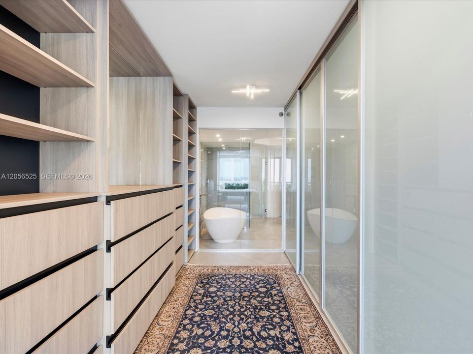 For Rent: $8,700 (2 beds, 2 baths, 2370 Square Feet)