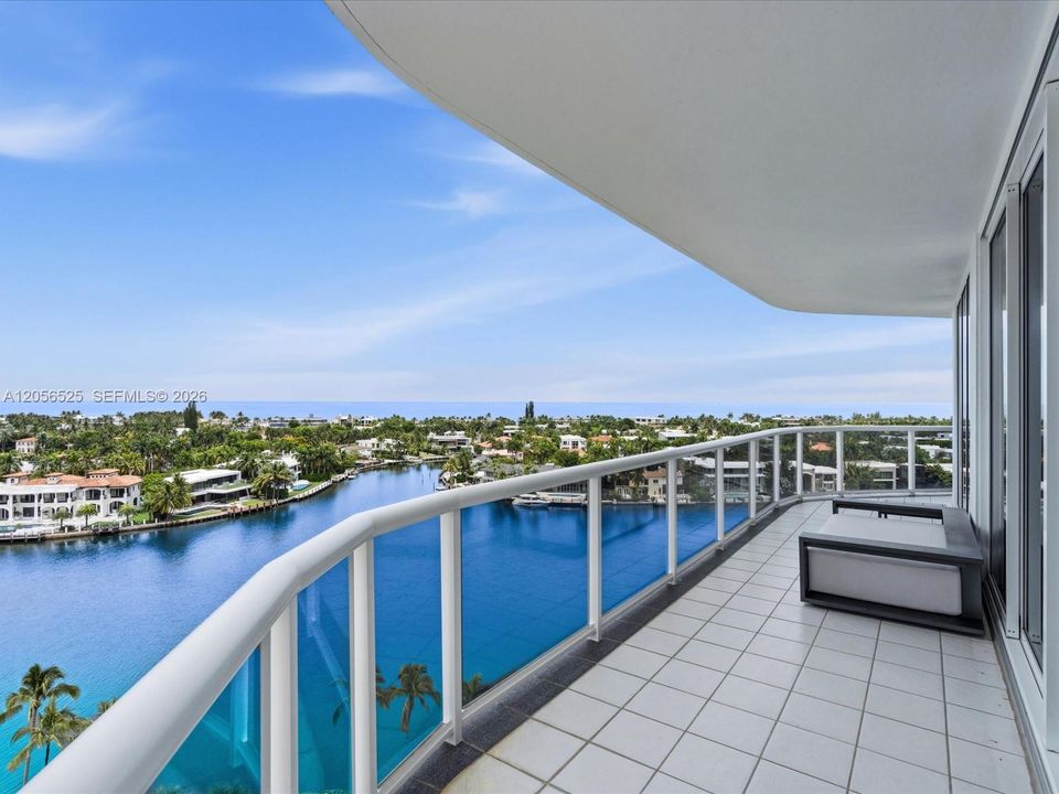 For Rent: $8,700 (2 beds, 2 baths, 2370 Square Feet)
