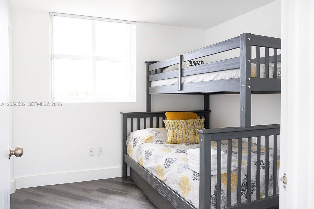 Secondary bedroom