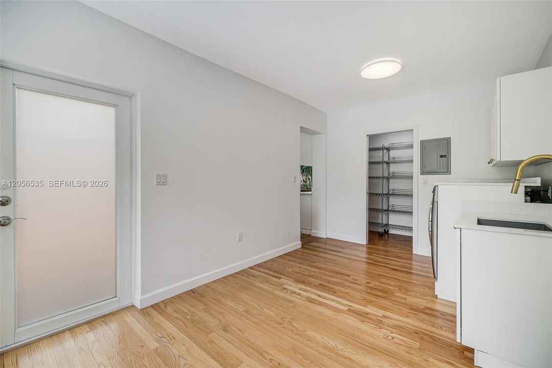 Laundry/Flex Space/Pantry