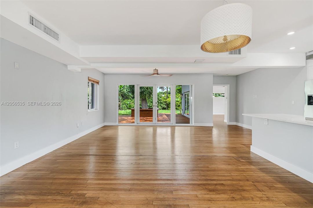 Open Living/Dining Area