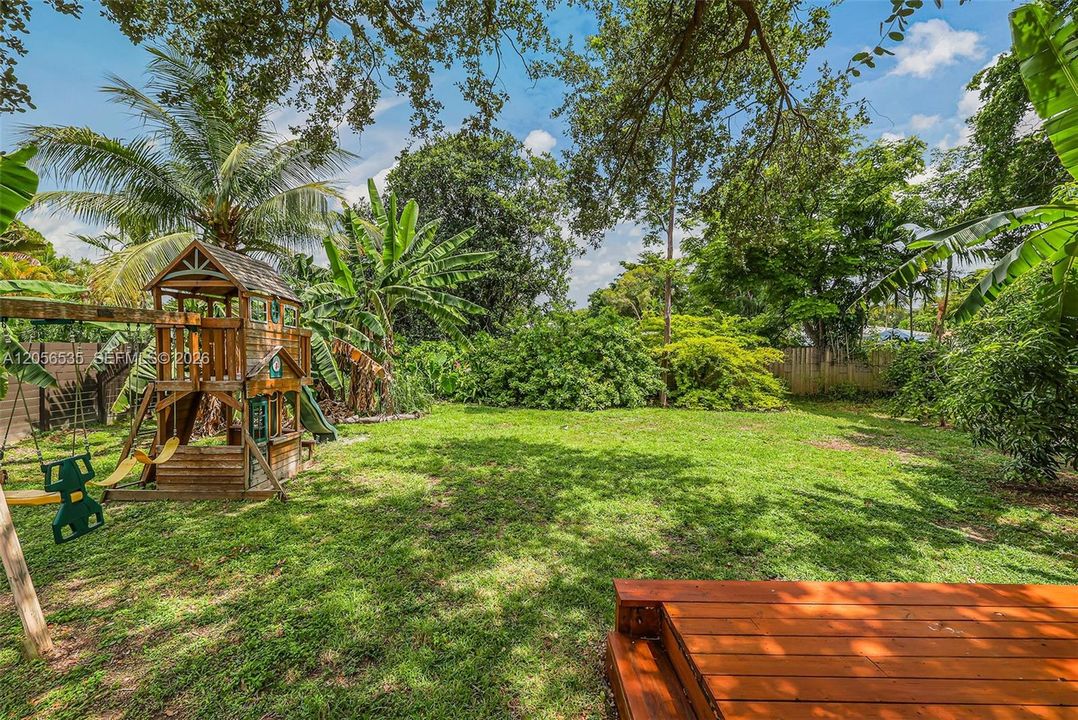 En Venta: $1,175,000 (3 camas, 2 baños, 1903 Pies cuadrados)