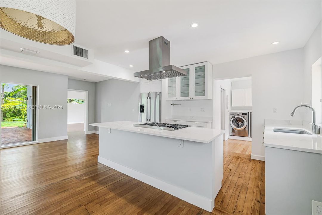 En Venta: $1,175,000 (3 camas, 2 baños, 1903 Pies cuadrados)