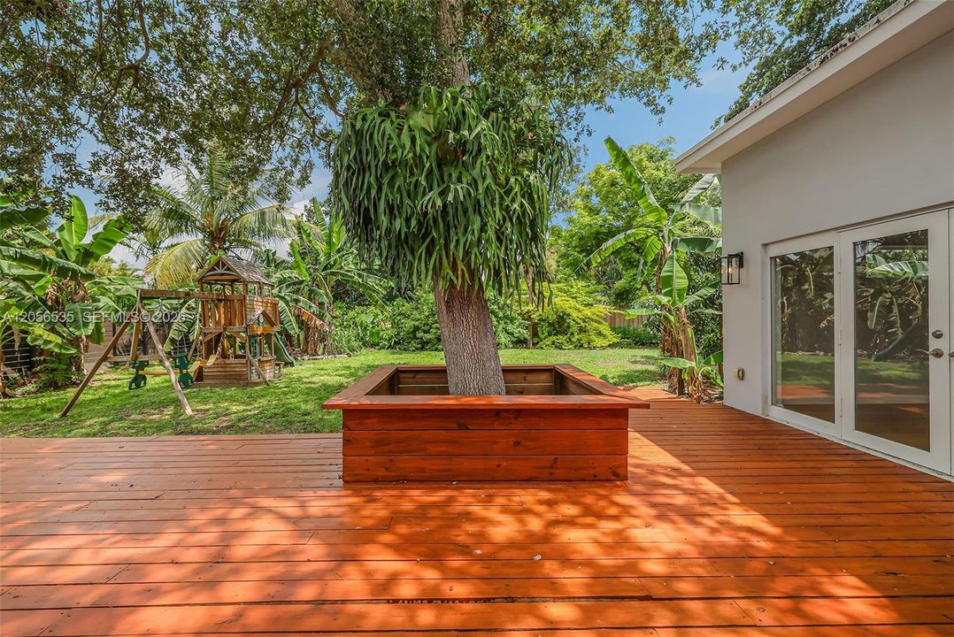En Venta: $1,175,000 (3 camas, 2 baños, 1903 Pies cuadrados)