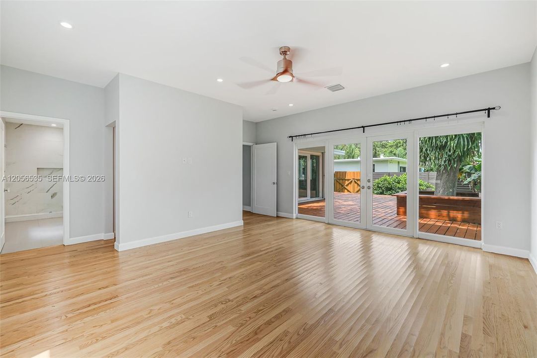 En Venta: $1,175,000 (3 camas, 2 baños, 1903 Pies cuadrados)