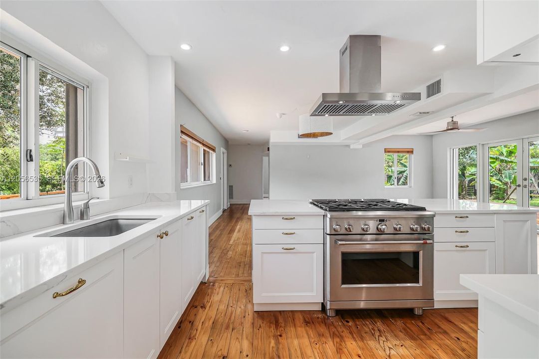 En Venta: $1,175,000 (3 camas, 2 baños, 1903 Pies cuadrados)