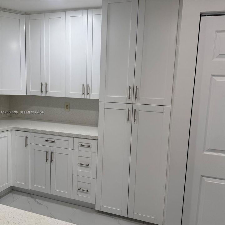 En Venta: $399,000 (4 camas, 2 baños, 1417 Pies cuadrados)