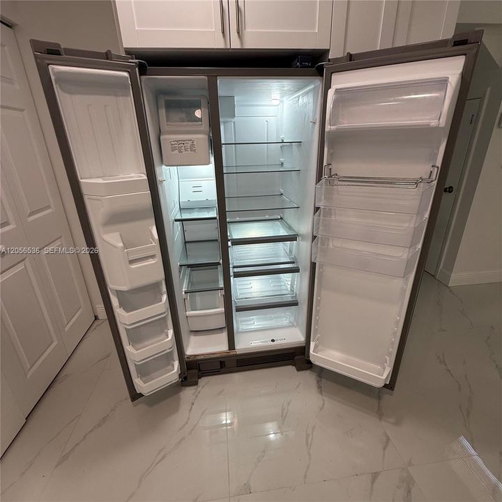 En Venta: $399,000 (4 camas, 2 baños, 1417 Pies cuadrados)