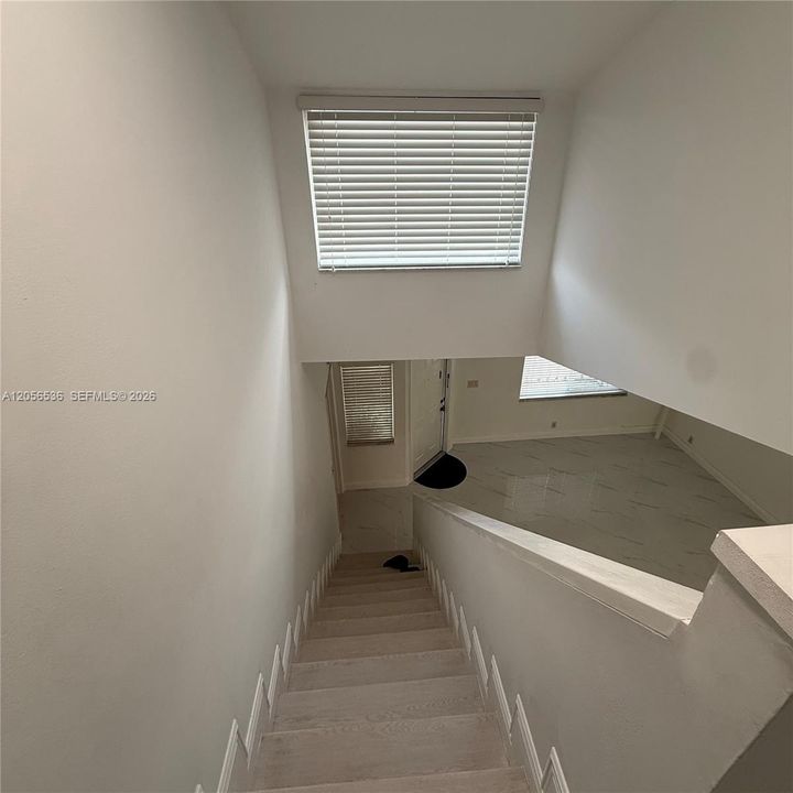 En Venta: $399,000 (4 camas, 2 baños, 1417 Pies cuadrados)