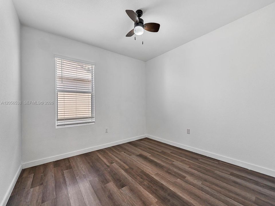 В аренду: $4,500 (5 спален, 3 ванн, 2580 Квадратных фут)