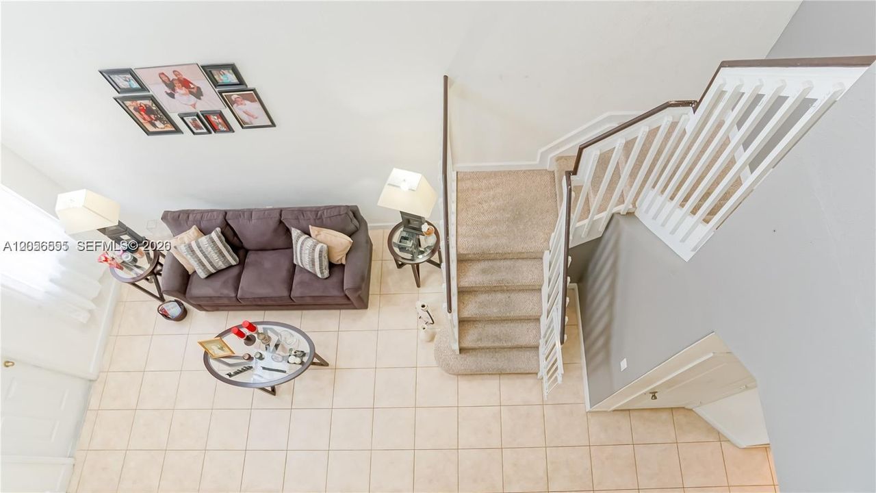 For Rent: $3,100 (3 beds, 3 baths, 1775 Square Feet)