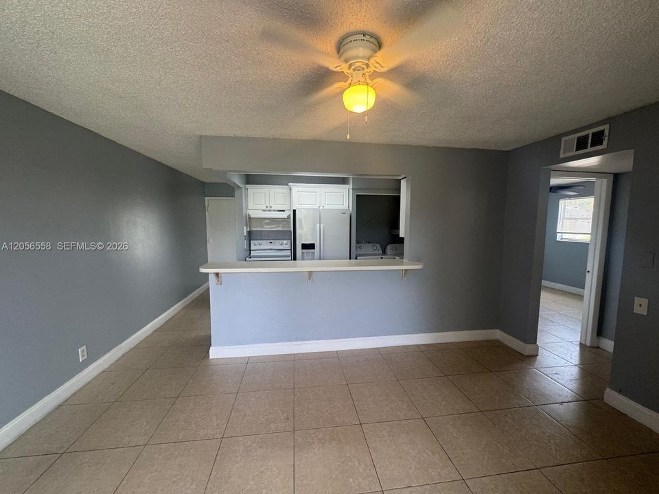 For Rent: $2,200 (3 beds, 2 baths, 1167 Square Feet)