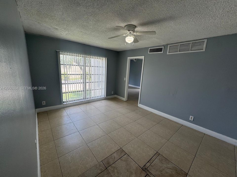 For Rent: $2,200 (3 beds, 2 baths, 1167 Square Feet)
