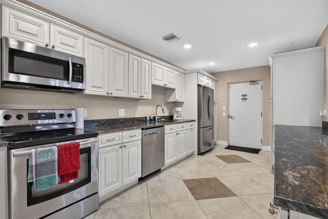 25-web-or-mls-1030-8511