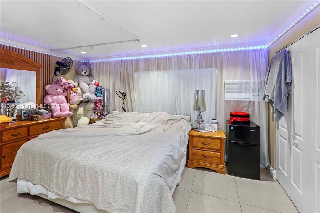 En Venta: $625,000 (3 camas, 1 baños, 1534 Pies cuadrados)
