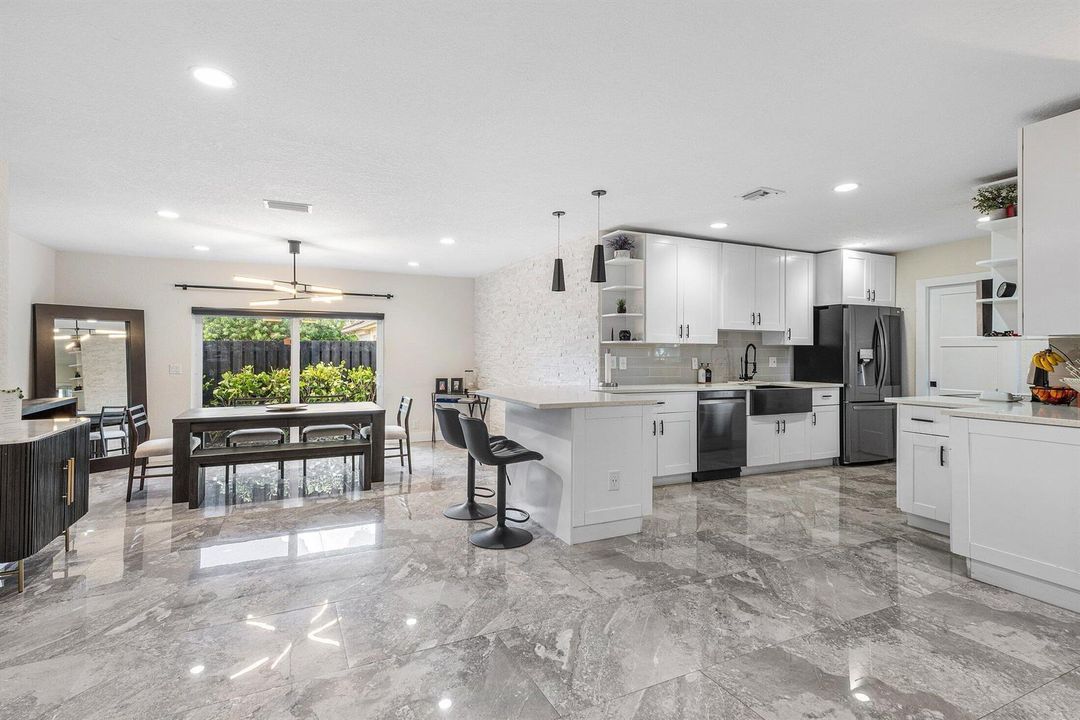 016-2200Southeast9thStreet-PompanoBeach-