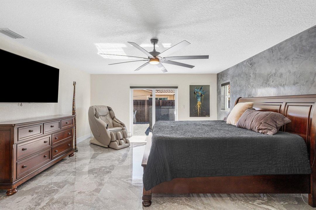 036-2200Southeast9thStreet-PompanoBeach-