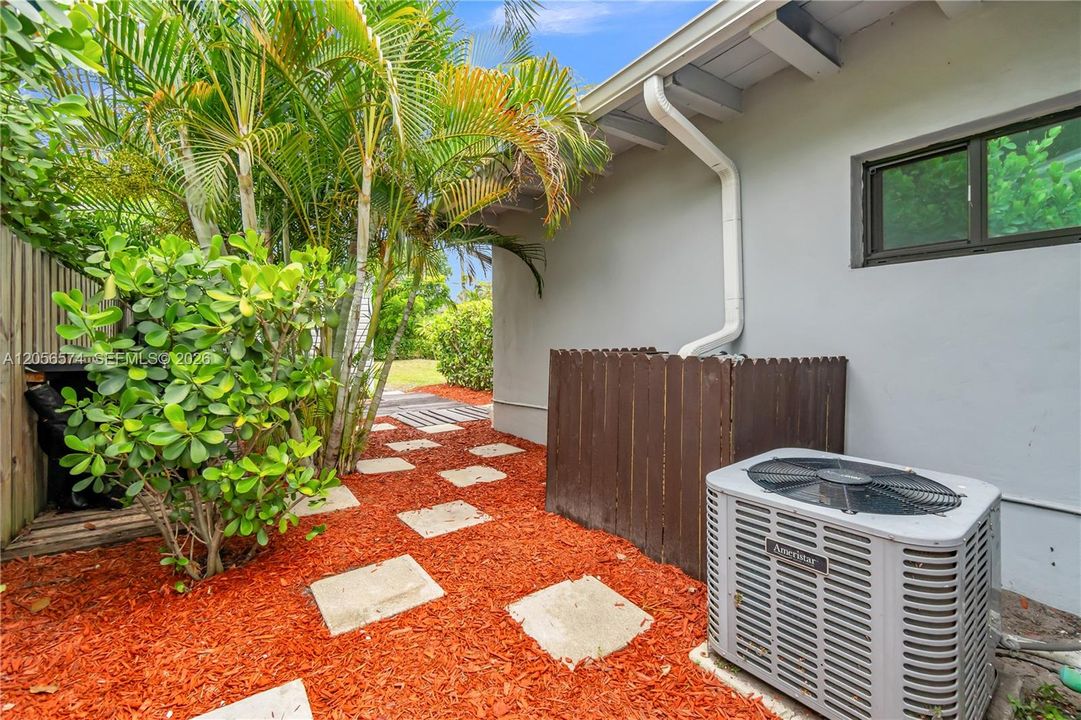 En Venta: $587,000 (3 camas, 1 baños, 1063 Pies cuadrados)