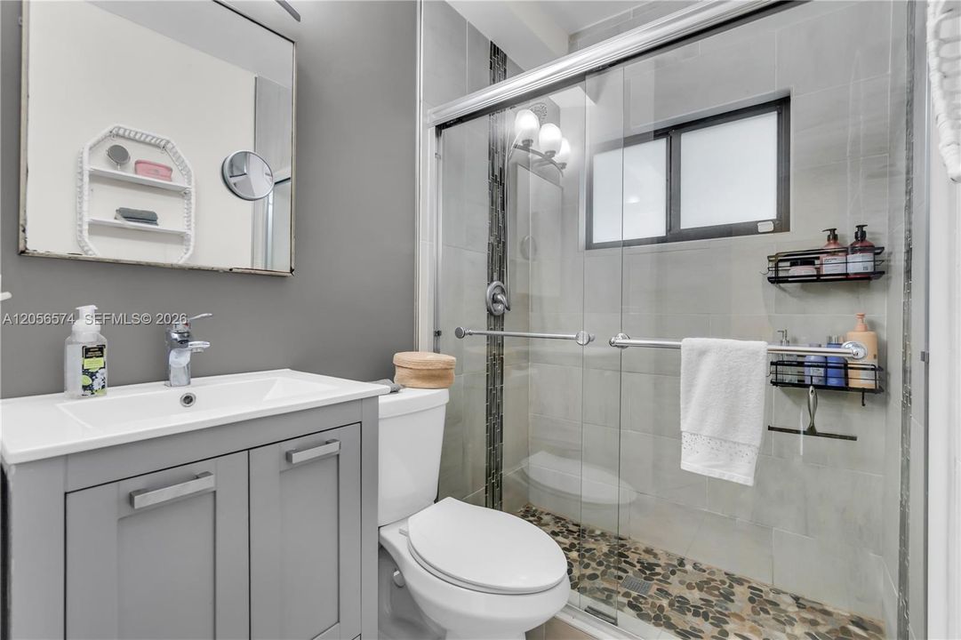 En Venta: $587,000 (3 camas, 1 baños, 1063 Pies cuadrados)