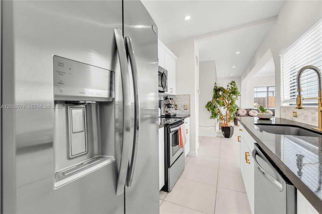 En Venta: $587,000 (3 camas, 1 baños, 1063 Pies cuadrados)