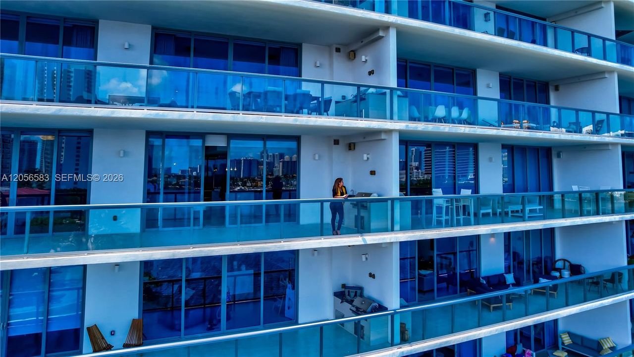 На продажу: $1,950,900 (4 спален, 4 ванн, 2599 Квадратных фут)