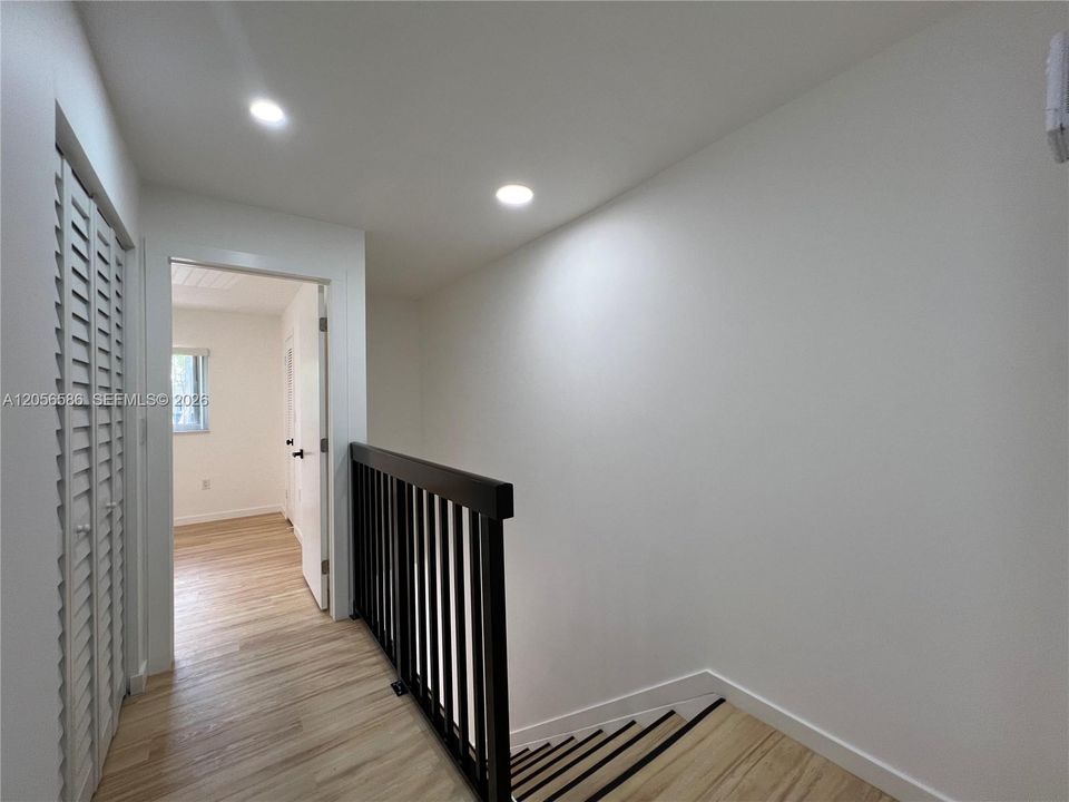 For Sale: $640,000 (2 beds, 2 baths, 1282 Square Feet)