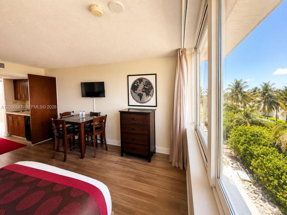 For Sale: $69,000 (0 beds, 1 baths, 360 Square Feet)