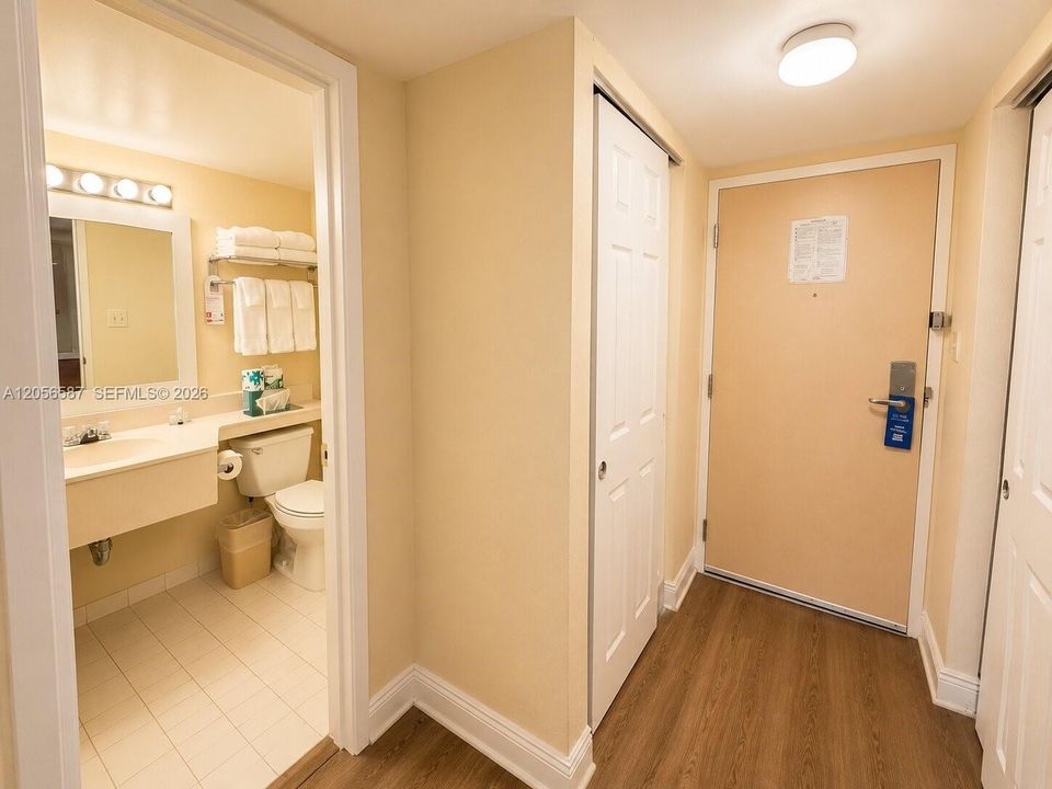 For Sale: $69,000 (0 beds, 1 baths, 360 Square Feet)