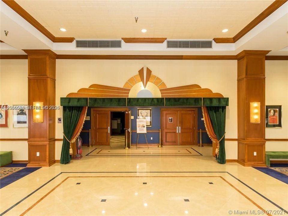 На продажу: $125,000 (1 спален, 1 ванн, 957 Квадратных фут)