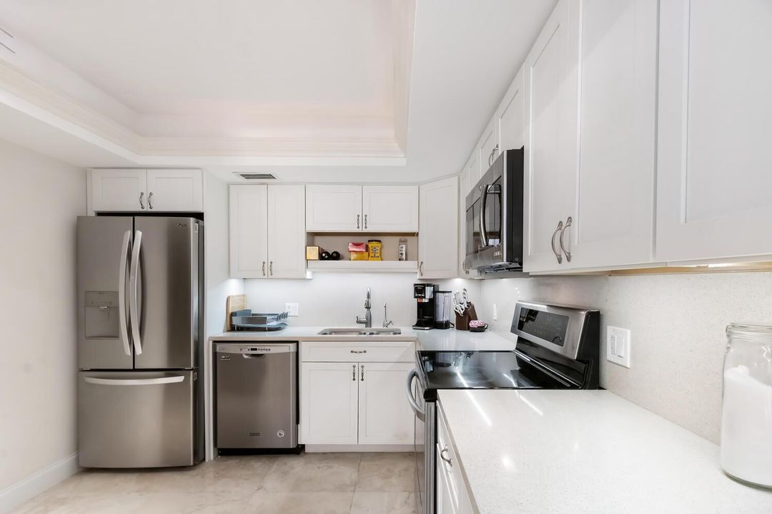 3610 S Ocean Blvd Unit 310-large-015-001