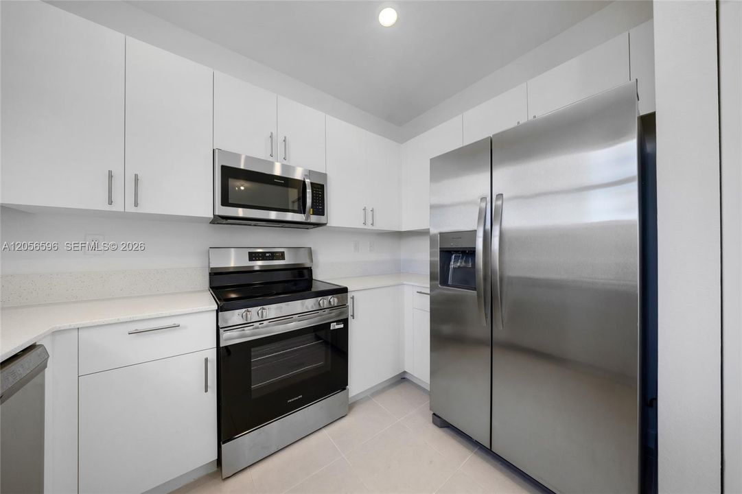 В аренду: $2,600 (3 спален, 2 ванн, 0 Квадратных фут)