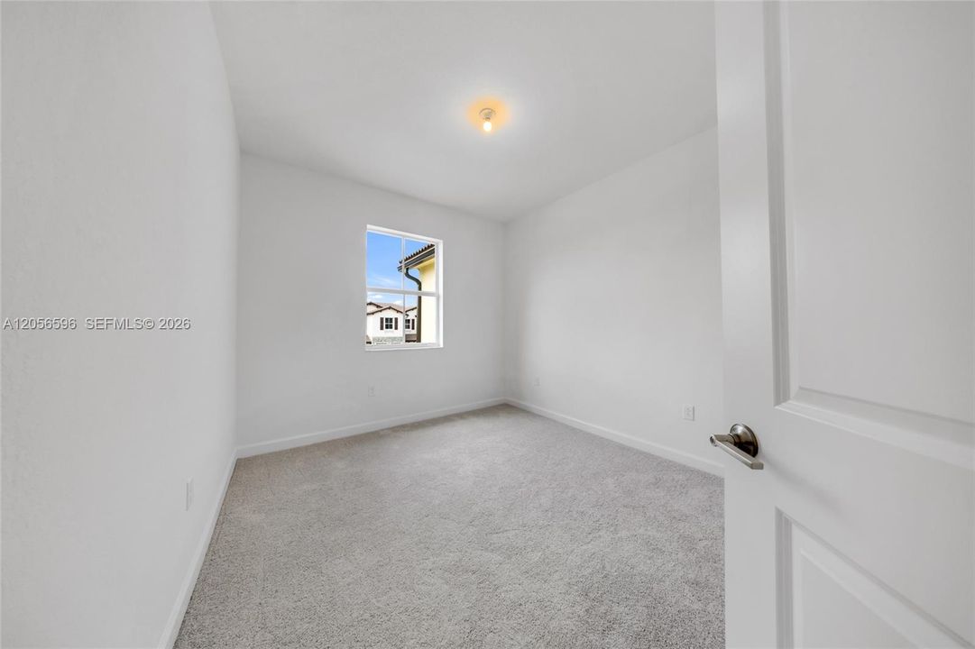 В аренду: $2,600 (3 спален, 2 ванн, 0 Квадратных фут)