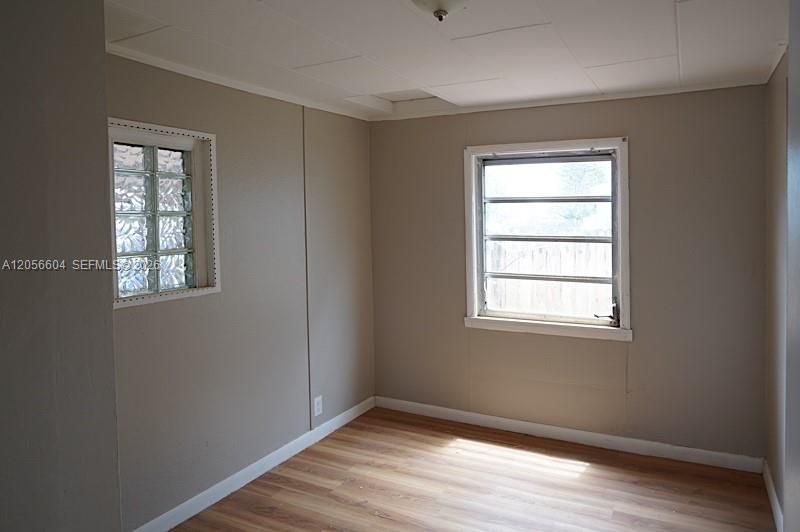 For Sale: $1,100,000 (0 beds, 0 baths, 3095 Square Feet)