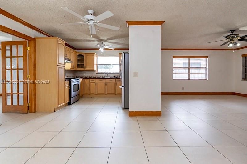For Sale: $1,100,000 (0 beds, 0 baths, 3095 Square Feet)