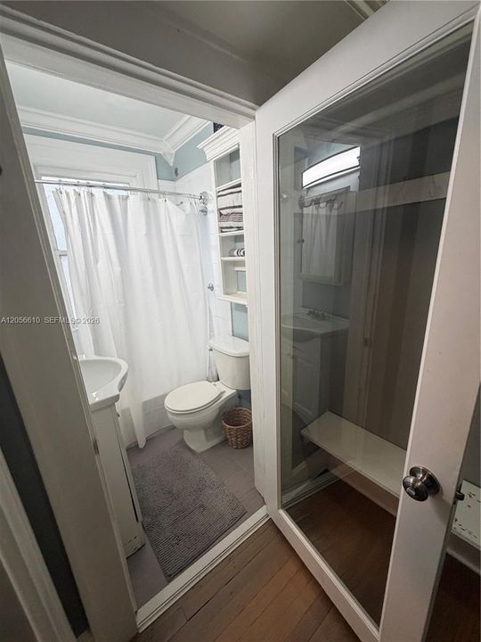 В аренду: $1,650 (0 спален, 1 ванн, 255 Квадратных фут)