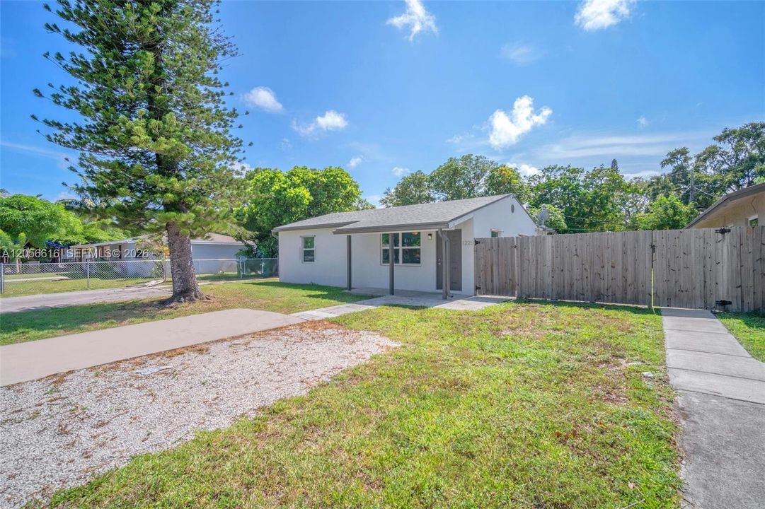 For Sale: $509,000 (0 beds, 0 baths, 1756 Square Feet)