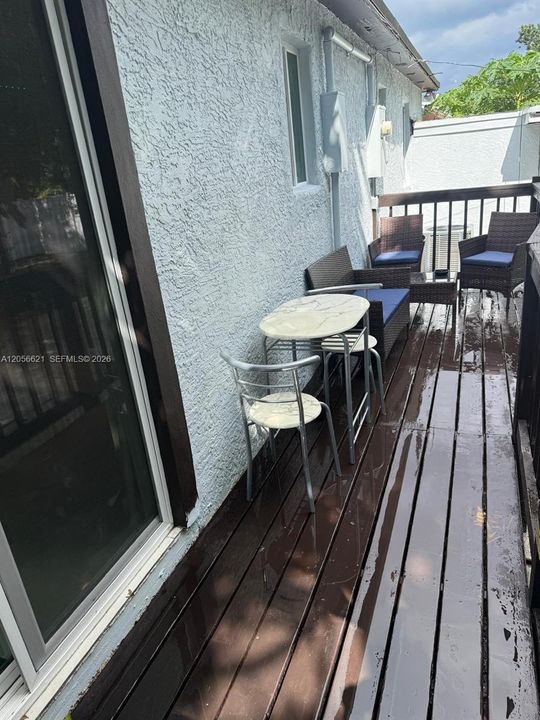 For Rent: $3,700 (3 beds, 2 baths, 1110 Square Feet)