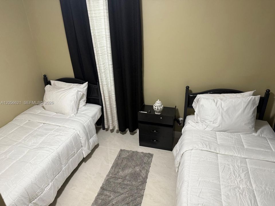 For Rent: $3,700 (3 beds, 2 baths, 1110 Square Feet)