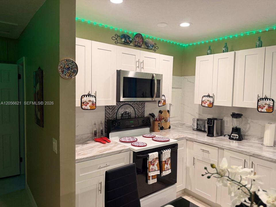 For Rent: $3,700 (3 beds, 2 baths, 1110 Square Feet)