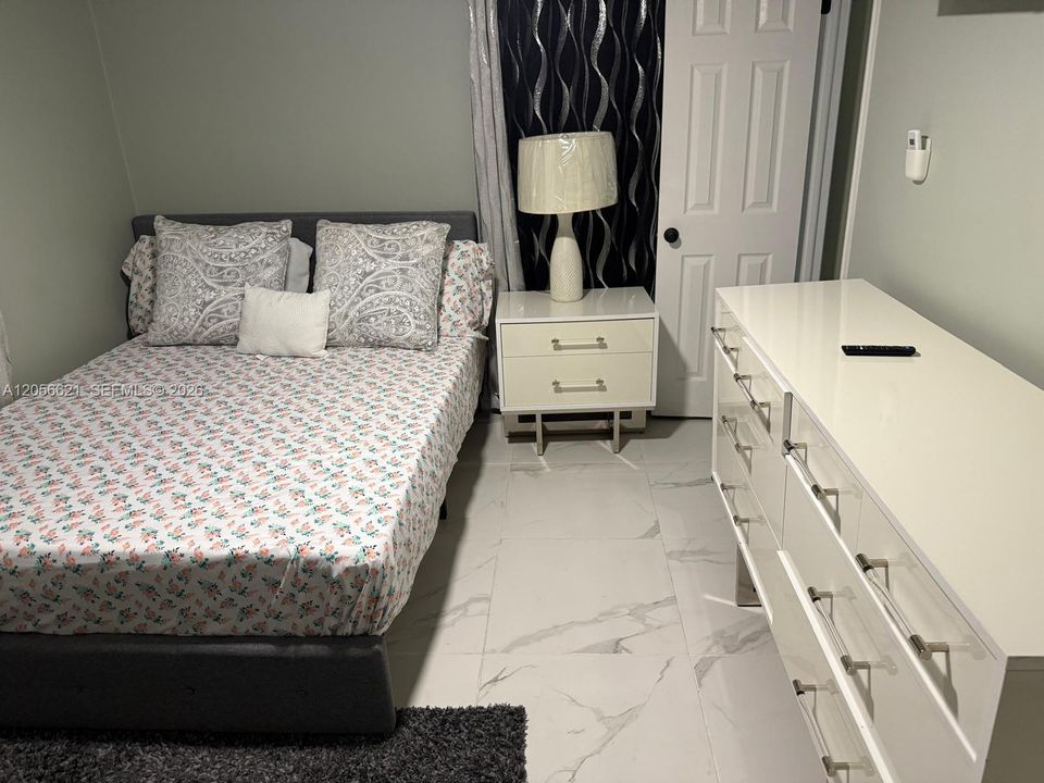 For Rent: $3,700 (3 beds, 2 baths, 1110 Square Feet)