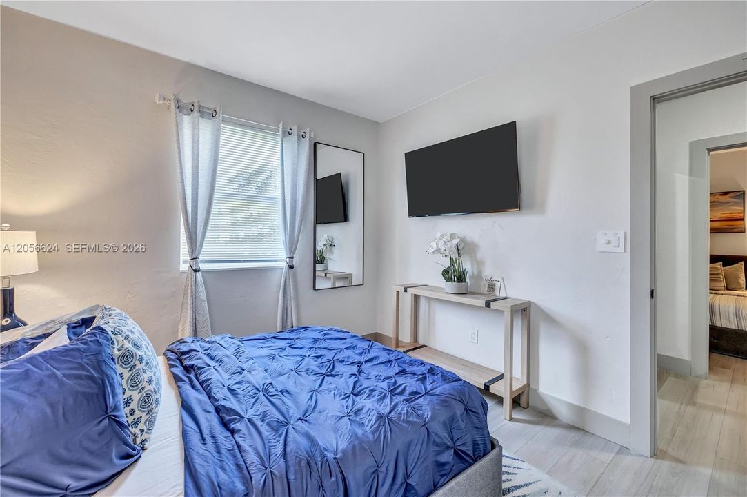 For Sale: $510,000 (3 beds, 2 baths, 900 Square Feet)