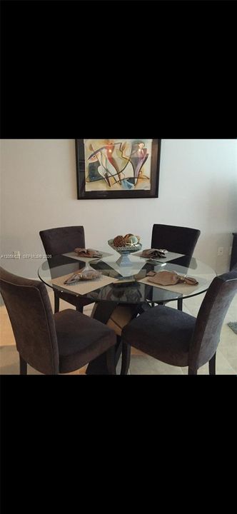 For Rent: $3,500 (0 beds, 1 baths, 952 Square Feet)