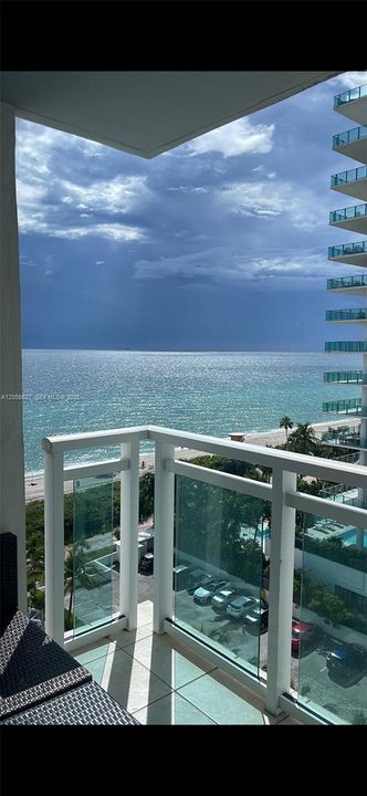 For Rent: $3,500 (0 beds, 1 baths, 952 Square Feet)