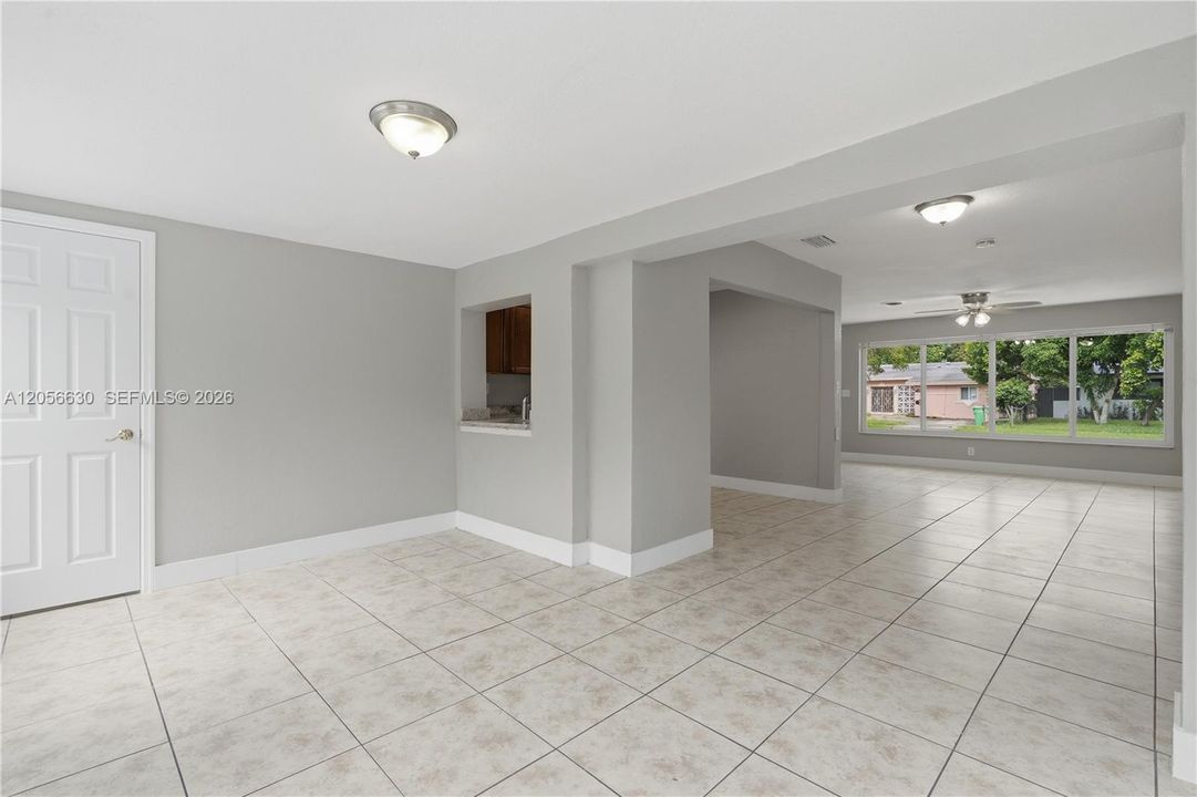 В аренду: $3,200 (3 спален, 2 ванн, 1332 Квадратных фут)